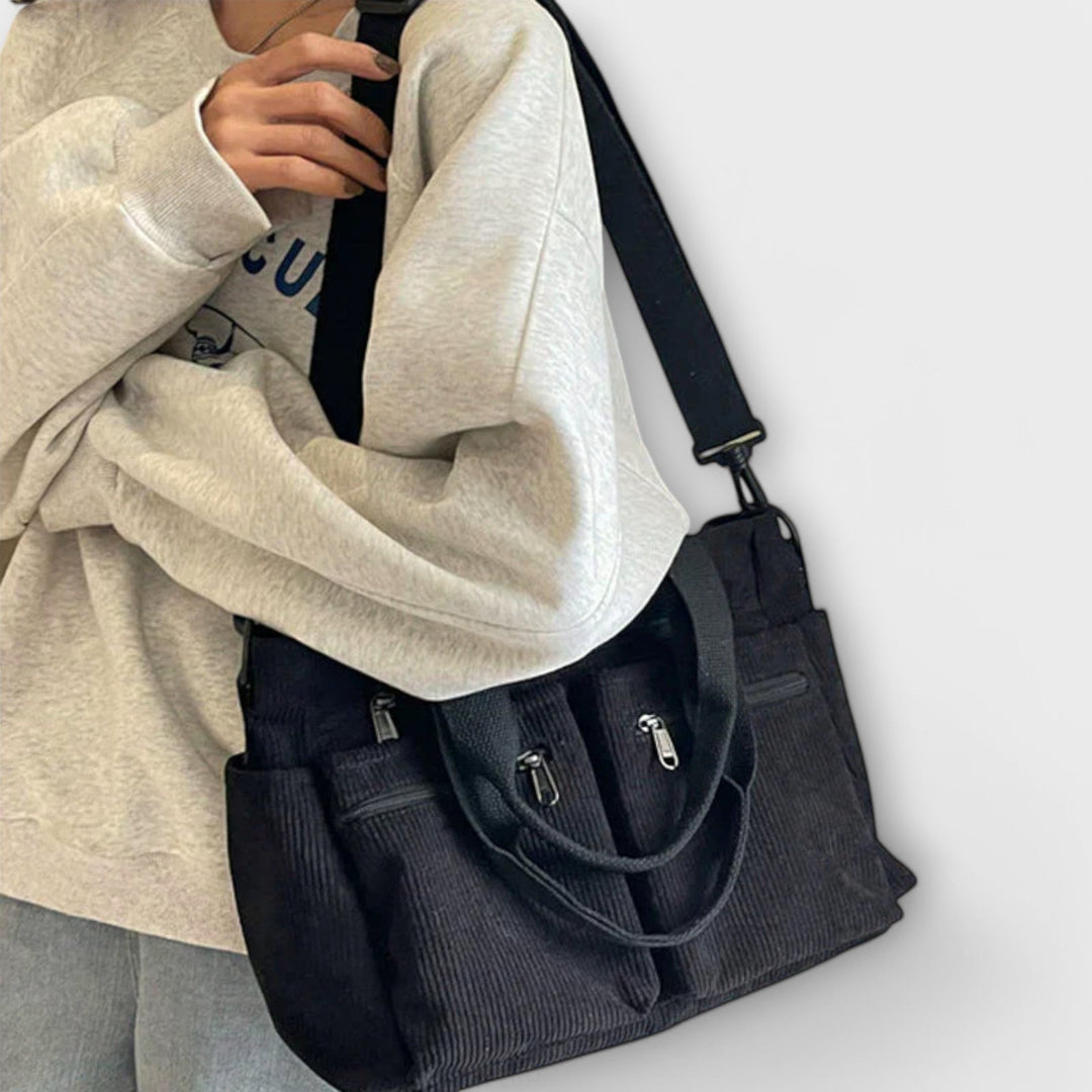 Emma. - Bag with multiple pockets