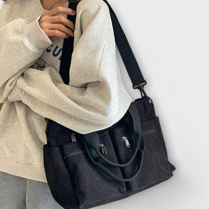 Emma. - Bag with multiple pockets