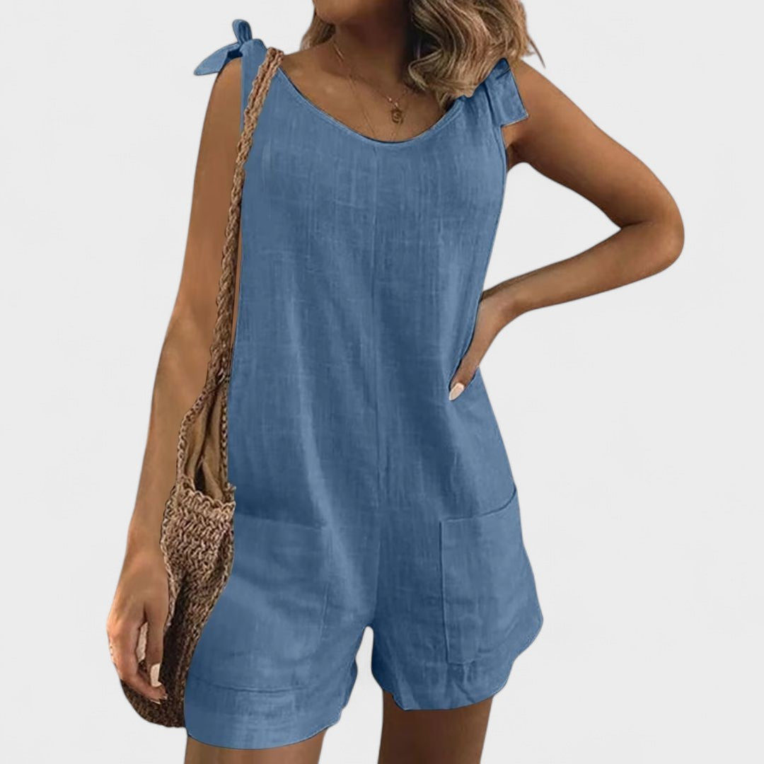Yolanda - Dungarees with Shoulder Pockets and Bow