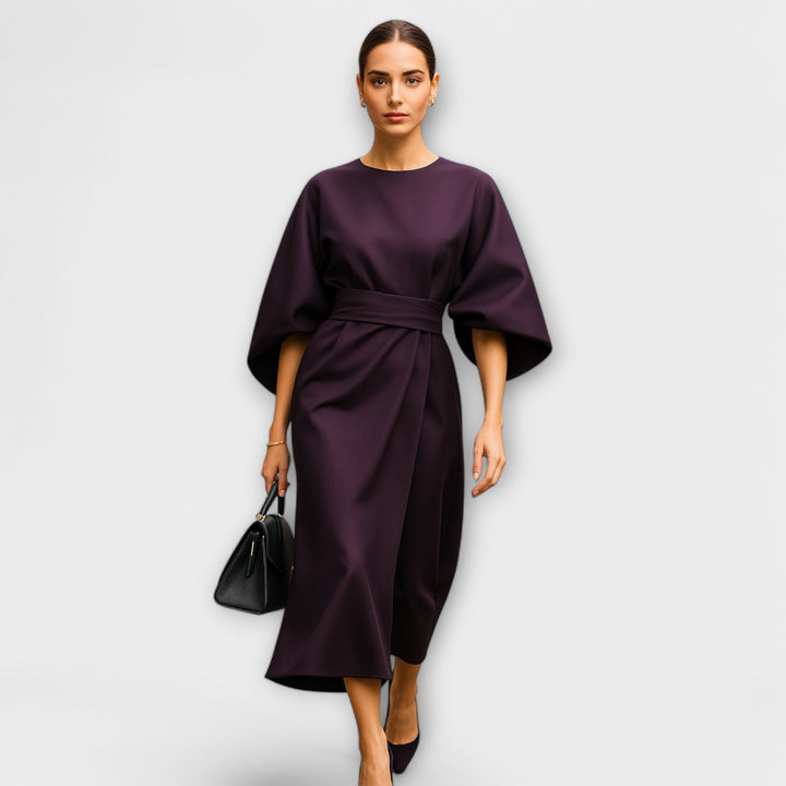 Sara - Elegant dress with sleeves