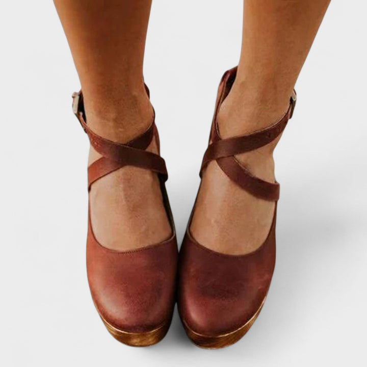 Charlotte - Orthopaedic Shoes