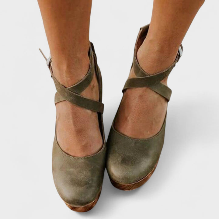 Charlotte - Orthopaedic Shoes