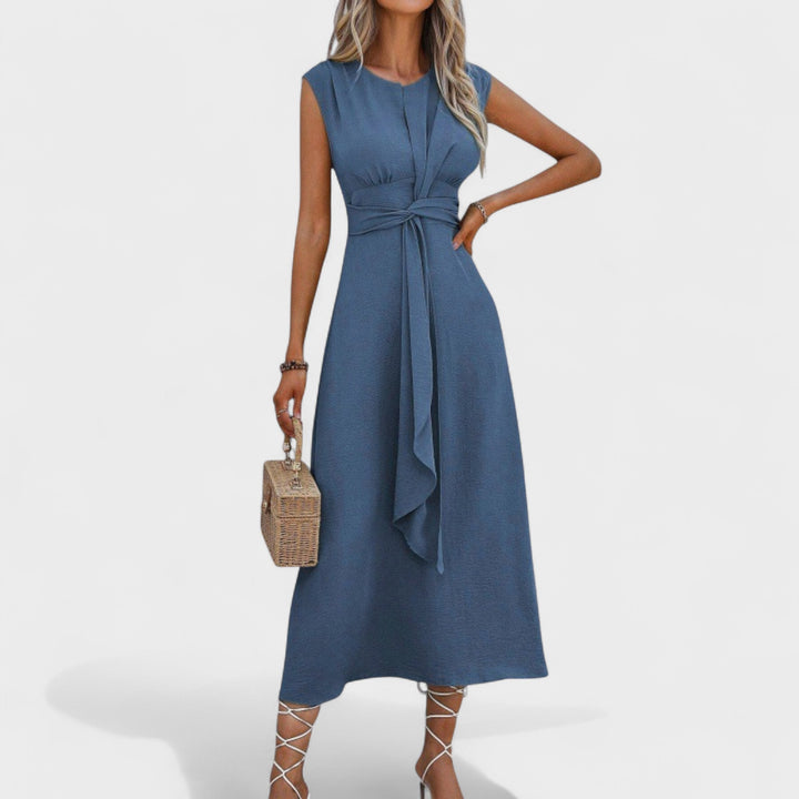 Emilia - Elegant sleeveless maxi dress with round neckline