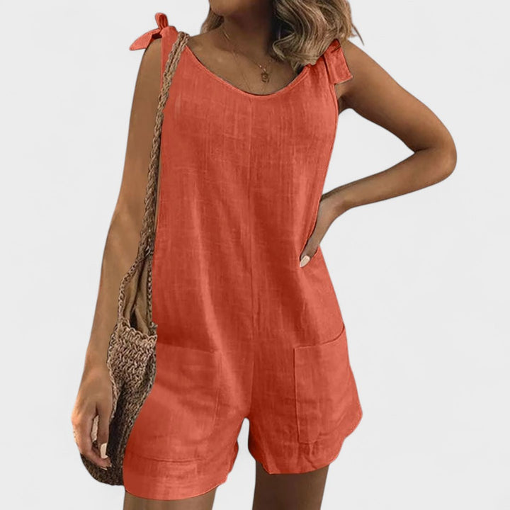 Yolanda - Dungarees with Shoulder Pockets and Bow