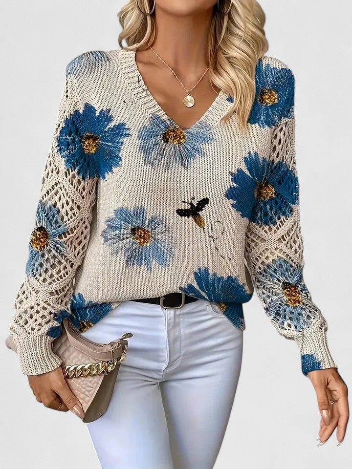 Clara - Knitted Jumper with Floral Pattern