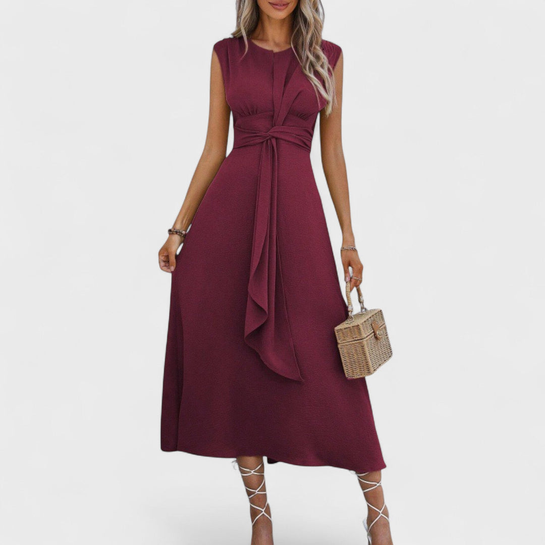 Emilia - Elegant sleeveless maxi dress with round neckline