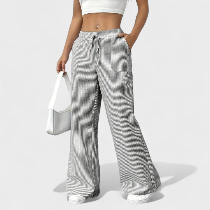 Charlotte - Comfortable wide trousers with elegant details