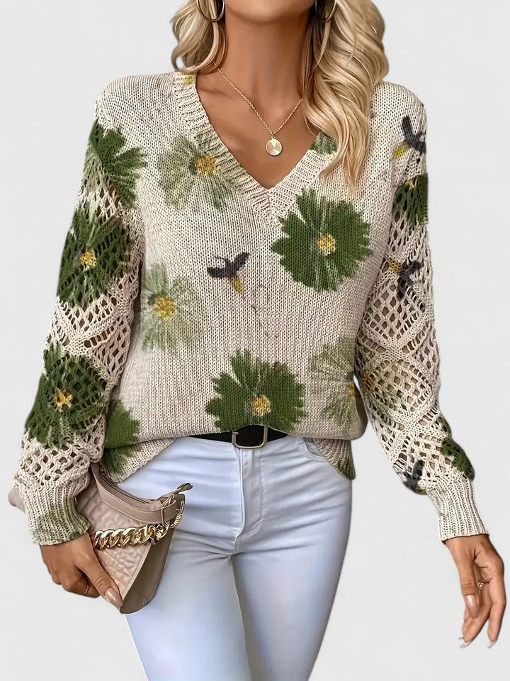 Clara - Knitted Jumper with Floral Pattern