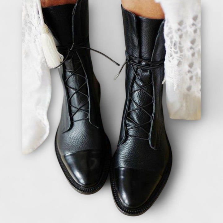 Charlotte – high-heeled boots