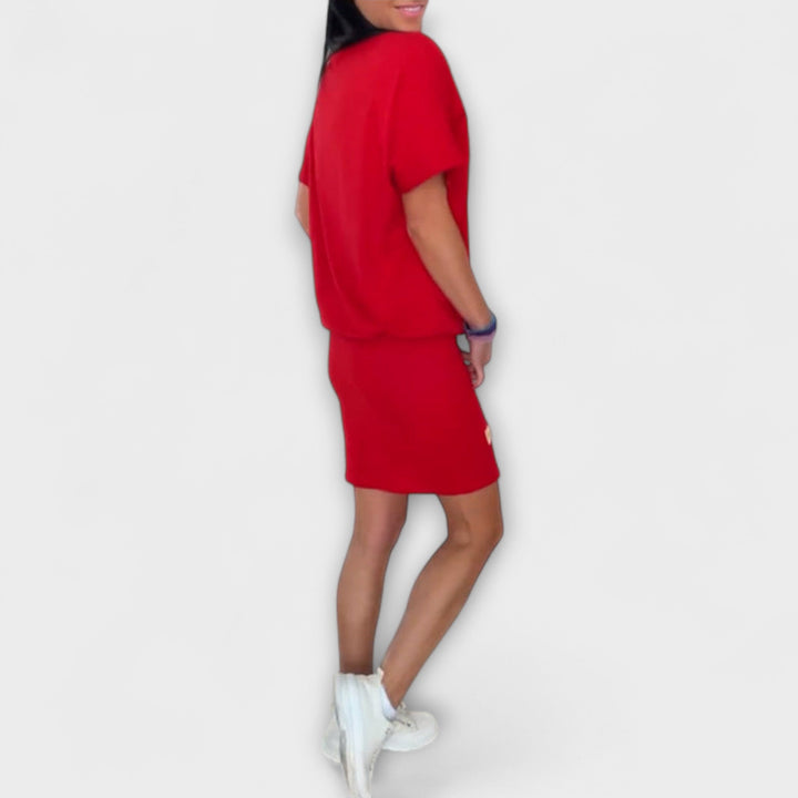 Lídia - Elegant Fitted Dress