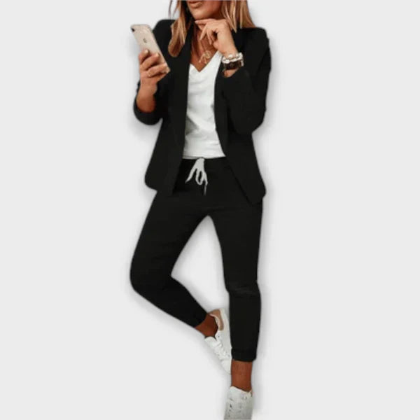Clara - Elegant and Comfortable Blazer.