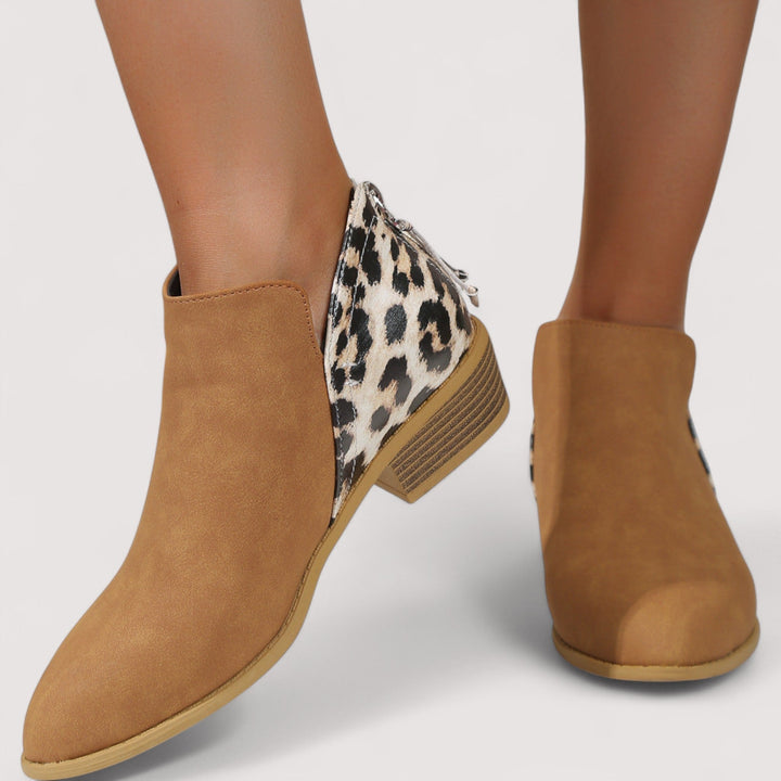 Julia - Chic Suede Ankle Boots