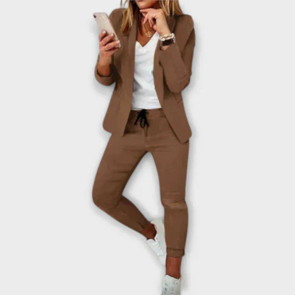 Clara - Elegant and Comfortable Blazer.