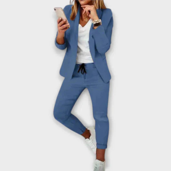 Clara - Elegant and Comfortable Blazer.