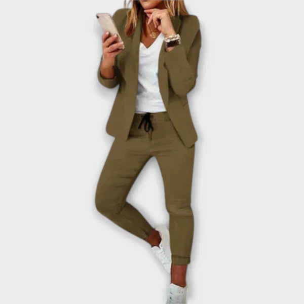 Clara - Elegant and Comfortable Blazer.