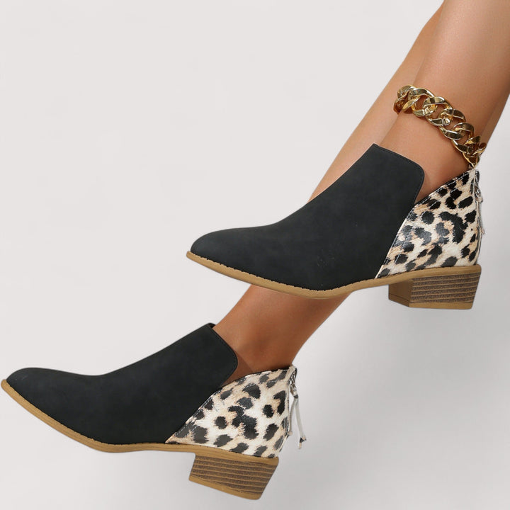 Julia - Chic Suede Ankle Boots