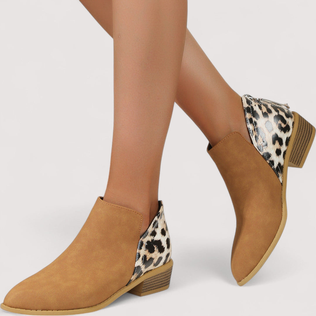 Julia - Chic Suede Ankle Boots