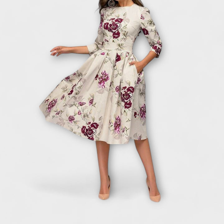 Carolina - Elegant Knee-Length Dress