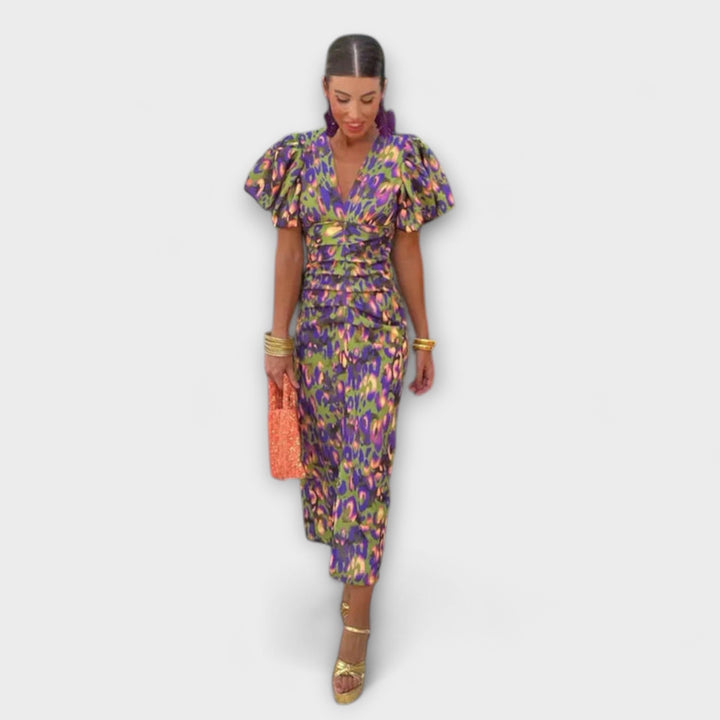 Vanessa - Elegant dress with V-neck
