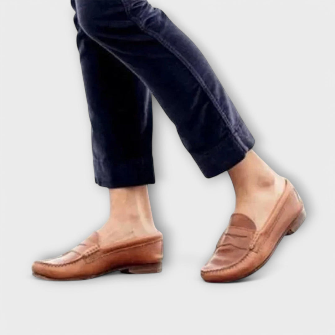 Maisie - Classic loafers for women