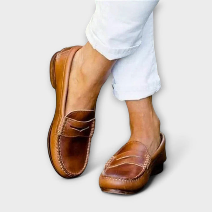 Maisie - Classic loafers for women