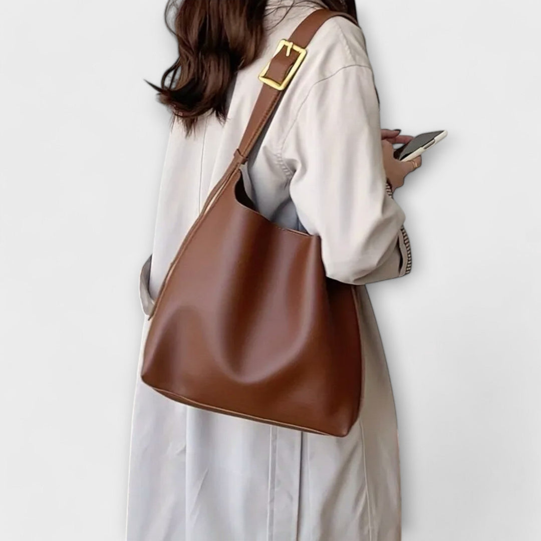 Clara. - Elegant Shoulder Bag