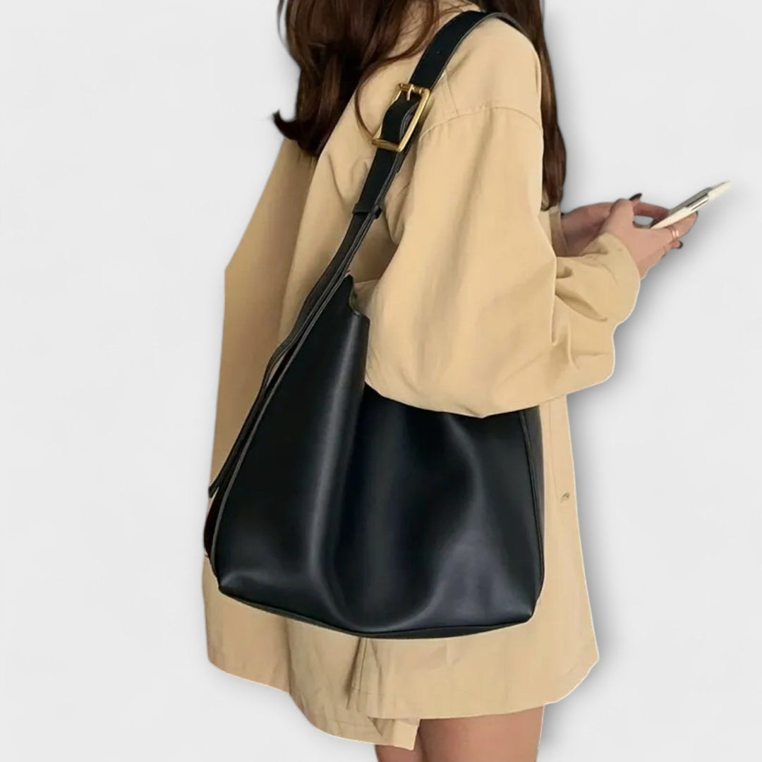 Clara. - Elegant Shoulder Bag