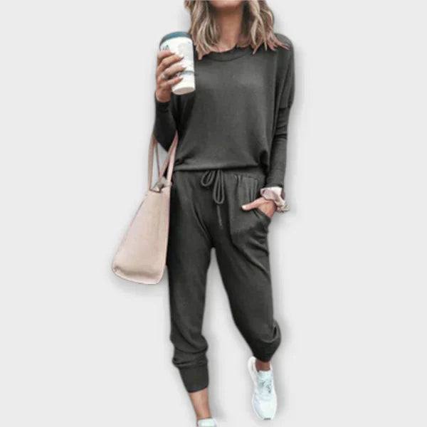 Tabitha - Comfortable 2-Piece Set
