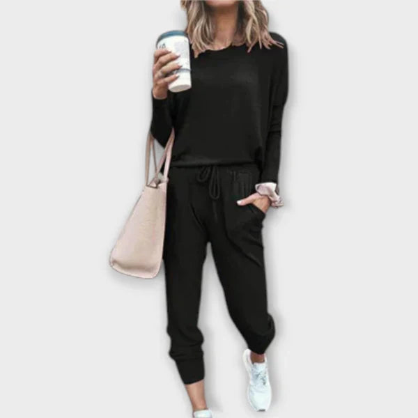 Tabitha - Comfortable 2-Piece Set