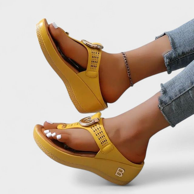 Elizabeth - Orthopaedic Sandals
