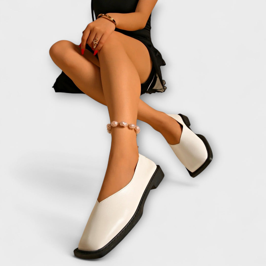 Vania – Casual Footwear