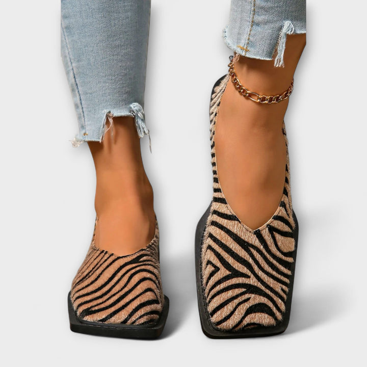 Vania – Casual Footwear