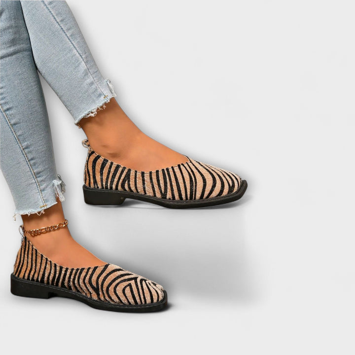 Vania – Casual Footwear