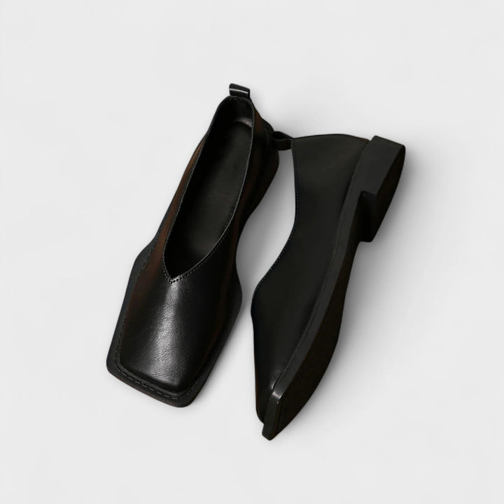 Vania – Casual Footwear