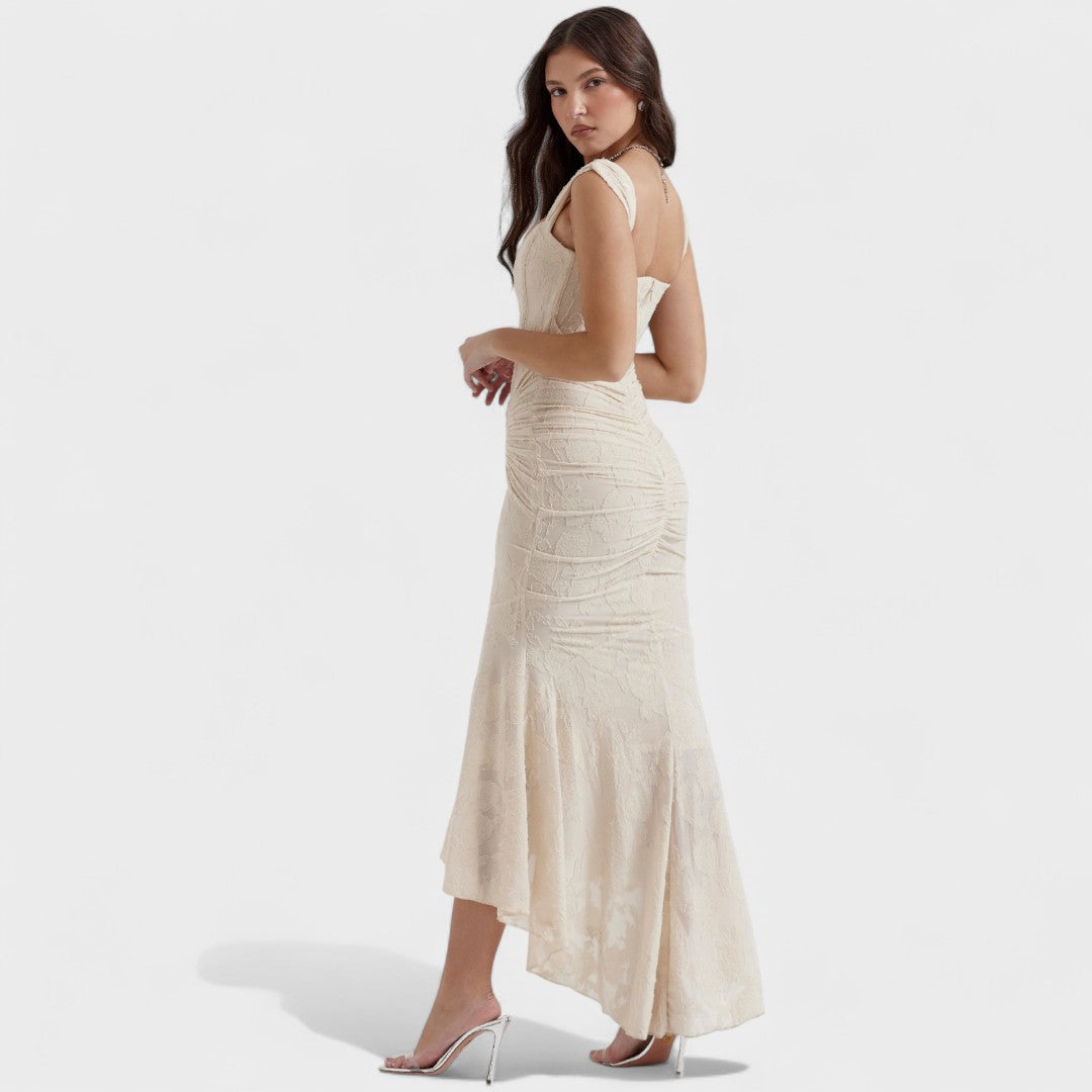Eduarda - Romantic Silhouette Dress