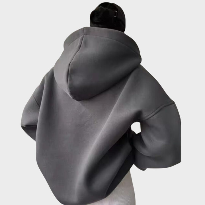 Flávia - Chic Hooded Sweatshirt