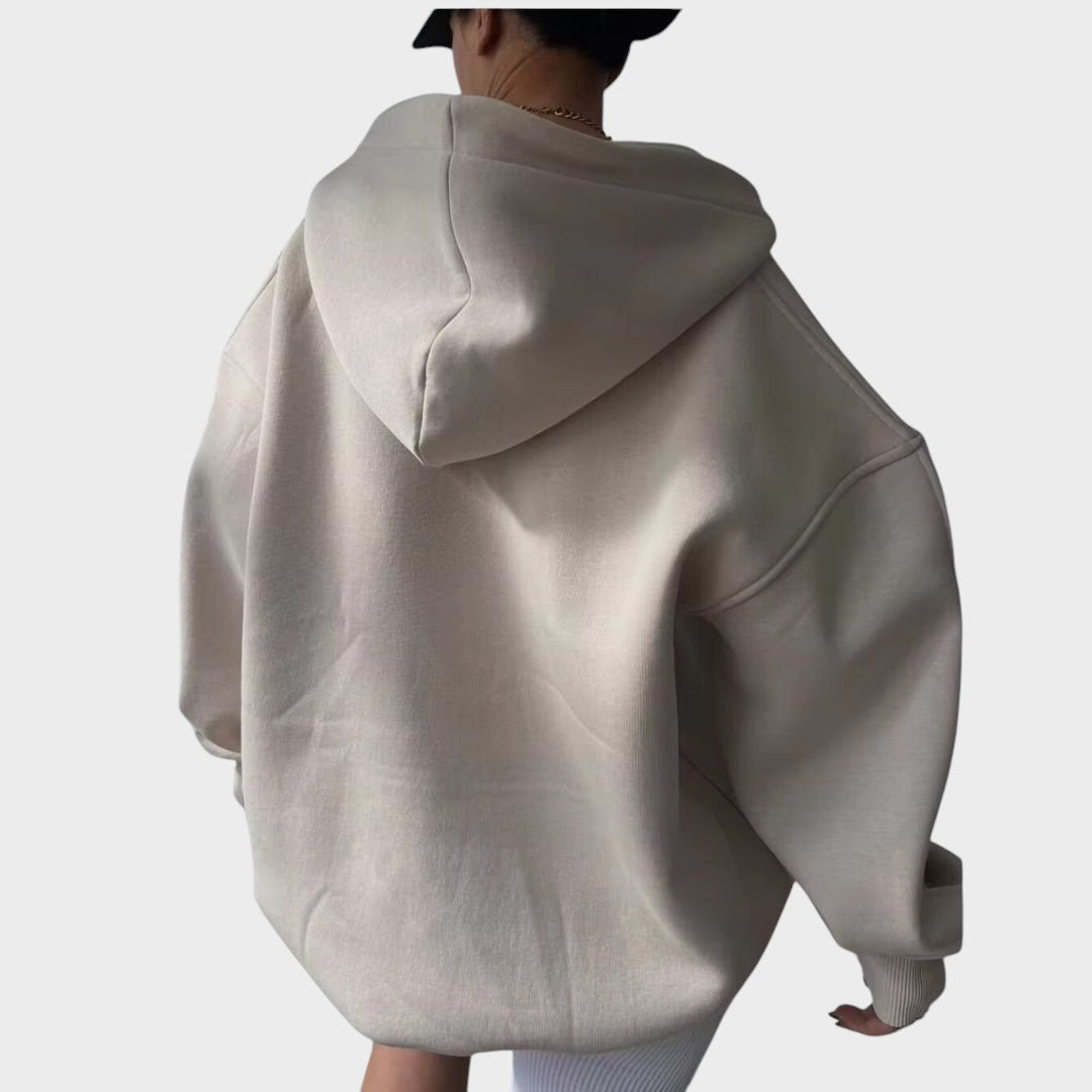 Flávia - Chic Hooded Sweatshirt