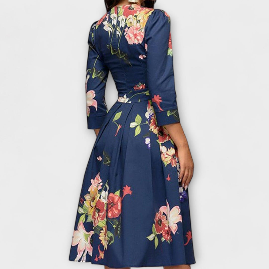 Carolina - Elegant Knee-Length Dress